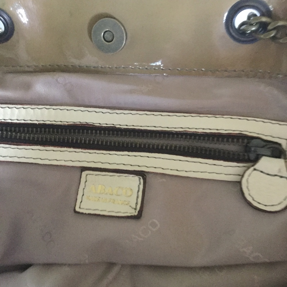 Woman’s handbag - Picture 3 of 4